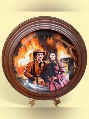 Gone With The Wind Decorative Collector Plate in Brown Frame